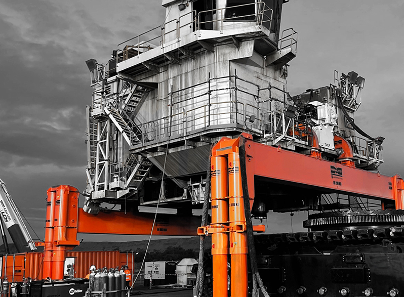 GroupeM7 Challenges Megatraction